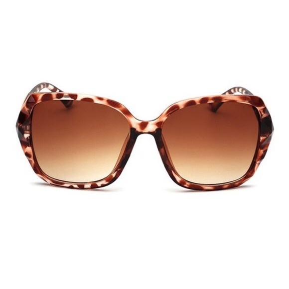 Last One! Fashion Design Sunglasses - Picture 4 of 5